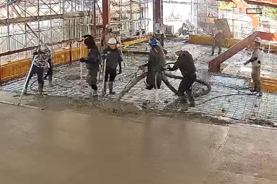 土間コン打設